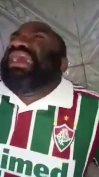 Eu sabendo que o Flu pode enfrentar o Flamengo pela octogésima oitava vez num jogo decisivo só esse ano.