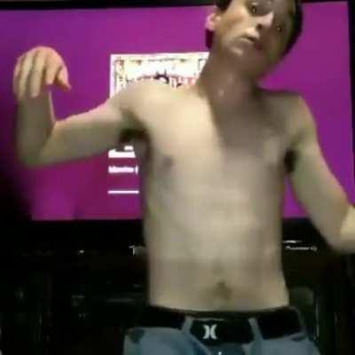 This man is a 10/10 Riot