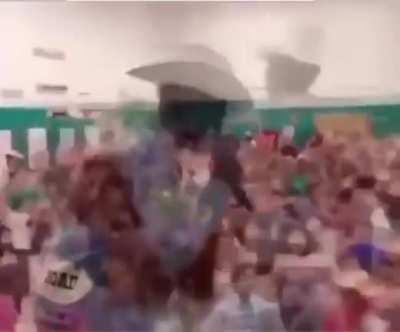 hide yo bitch! GLOCKEEEE!!!