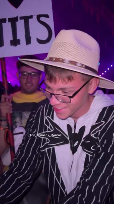 First time ever flashing in public and first post here