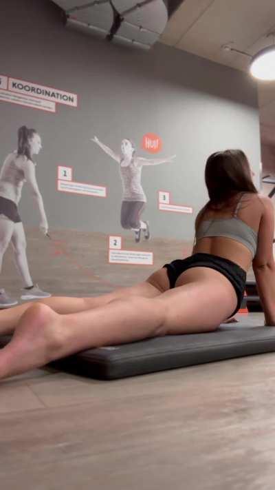 I'm so flexible not only in the gym but also in bed [F]