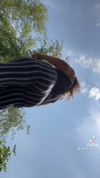 Soft & Jiggly No.182 ( Damn Thick) 😍🍑