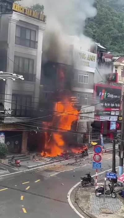 Fire at a gas cylinder store