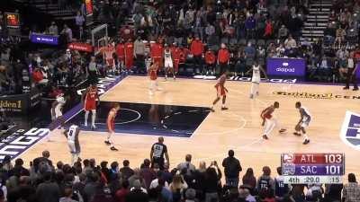 [Highlight] Kevin Huerter muscles in the clutch go-ahead bucket with 37.7 left