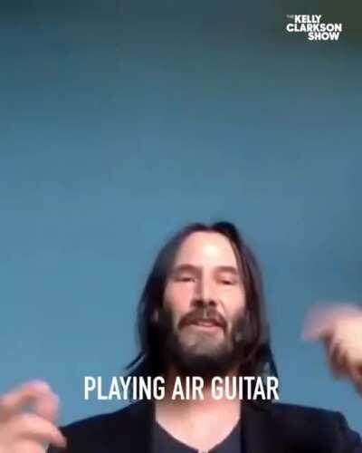 8 seconds of Keanu being Ted 