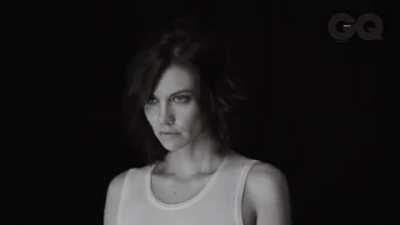 Lauren Cohan & Her Spectacular Abs