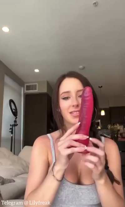 21[F4M] lemme drain ur balls! loving to spoil u. available sext, joi, sph, gfe, camsex FT 💘 hmu it's // telegram : lilyfreak