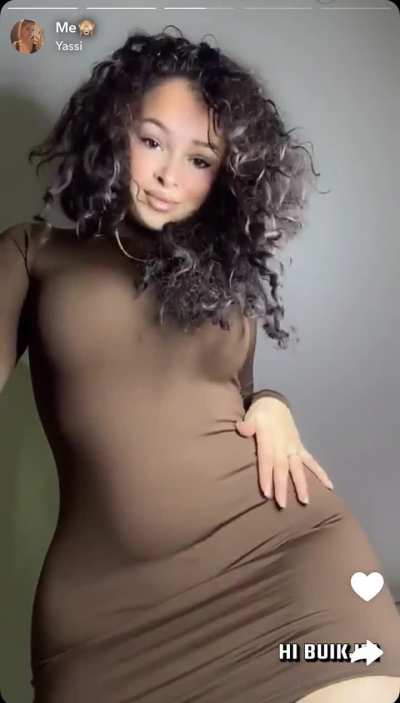 Heerlijk lichaam van Yassi.as