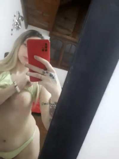 Is this makes you horny ?