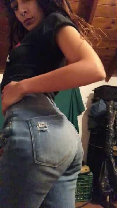 Who wants to become a real Beta slave??