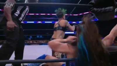 On AEW Dynamite: Ruby Soho vs Skye Blue