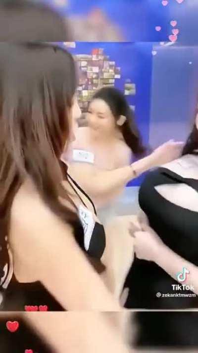 a clip for horny jail