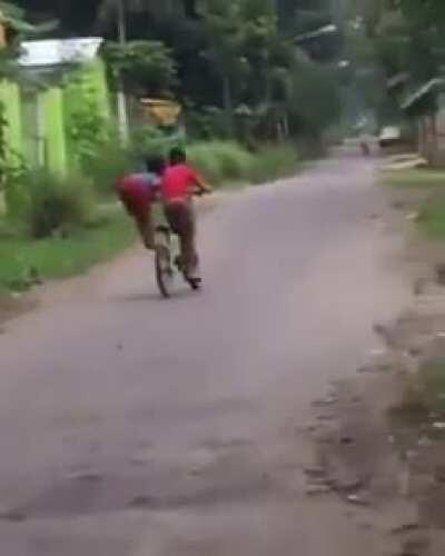 Os meninos da minha vizinhança tão como