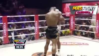 Some kicks and sweeps of Buakaw