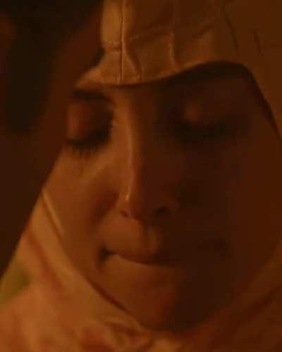 Alison Brie Celebrity Natural Tits