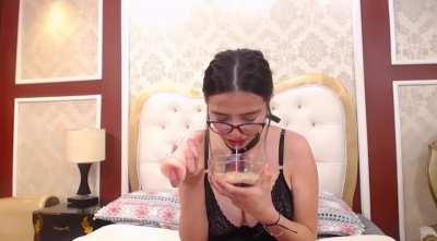 This little chicas didn't excel in deepthroat, so when it pushed too much...