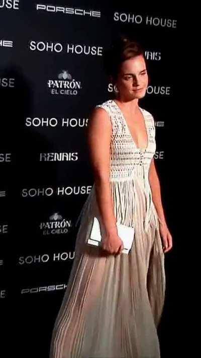 Emma spinning slow mo