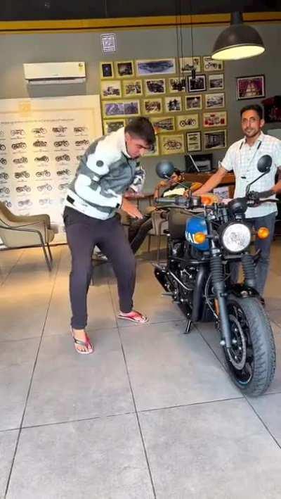 A idiot in real time