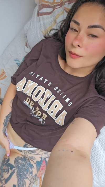 My fingers know exactly how to satisfy me