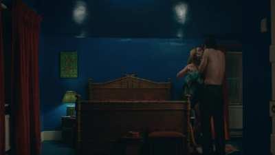 Florence Pugh (22) with a guy 15 years older in The 