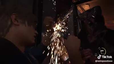 leon stop that chainsaw