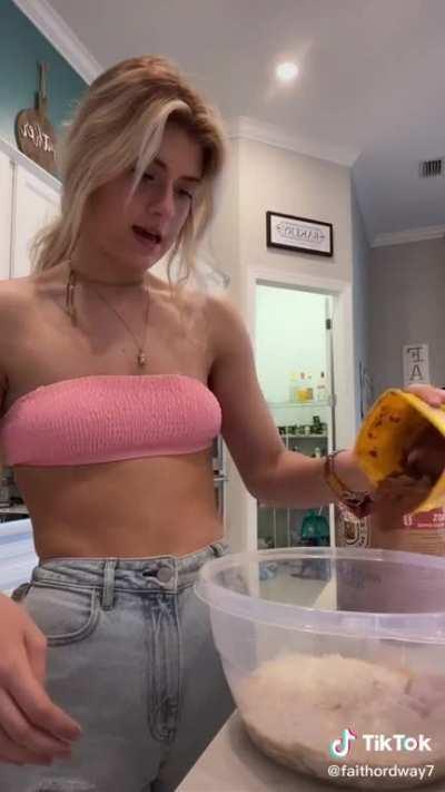 Faith Ordway’s feet