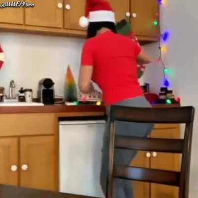 Bayley Christmas booty🎁🍑