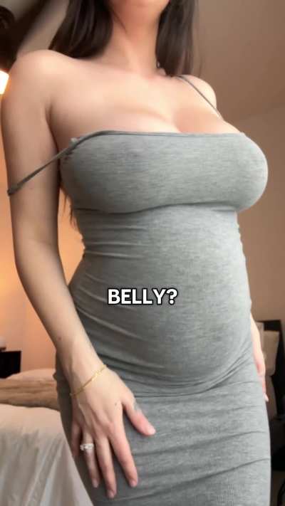 Which one do you prefer? 😜 I’ve been posting a lot of fun and spicy content on my OF/Fansly! 🔥 Link will be in the comments and I hope to see you there! 😜♥️