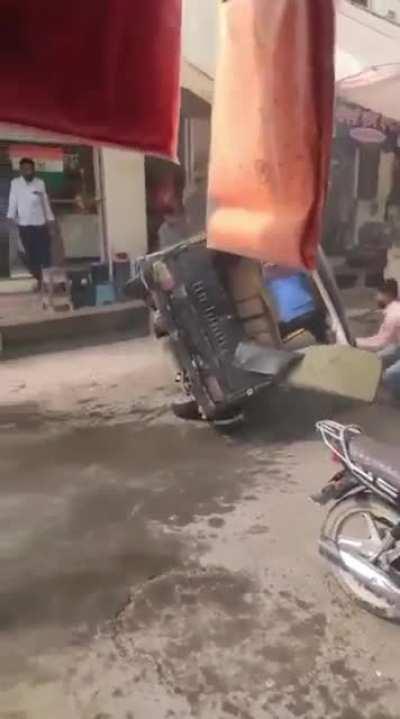 He did stop the fight tho( Not OC)