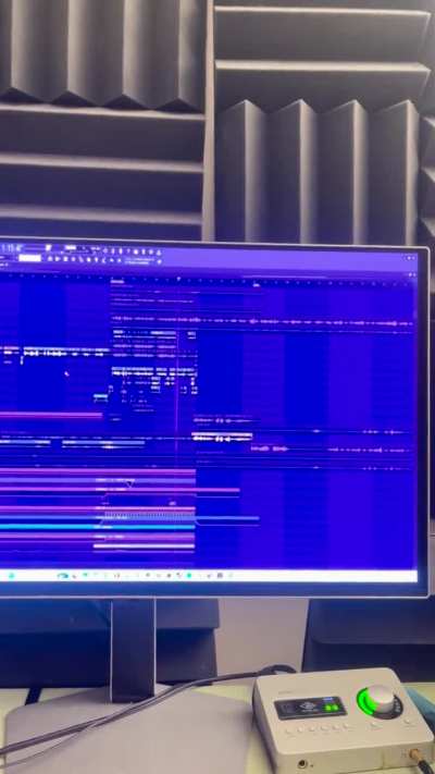 I cant think of a hook/chorus for this 🔥song (I’m desperate)