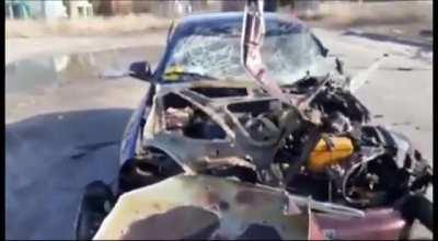 Russian BTR/BMP killing two civilians in their car, aftermath footage included