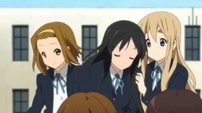 Daily Ricchan #103: Scooch over, Mio!