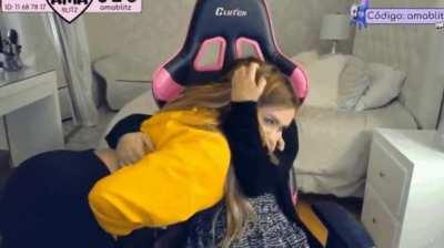 Ama y ari, clip legendario! El culo de ari es lo mejor.