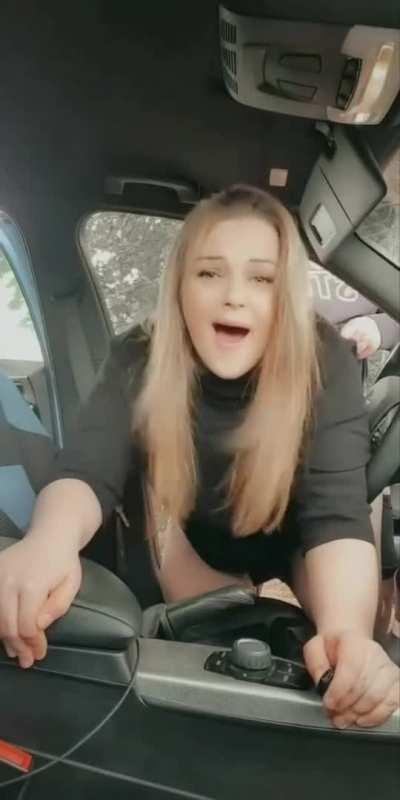 A sneaky fuck by the side of the road