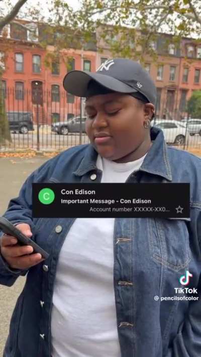 When you just gotta ignore the notification and play it cool to avoid making a scene at the function 😭