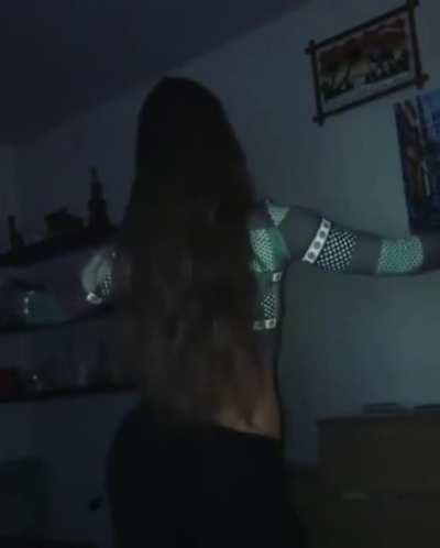 Movements of a goddess