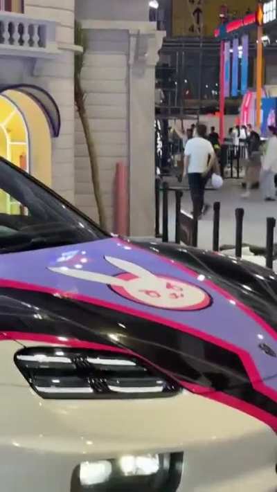 Real-life D.Va mech (Not my OC — found this on TikTok)