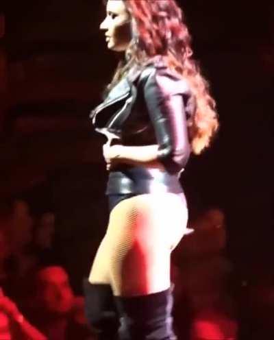 Demi Lovato has an incredible Ass