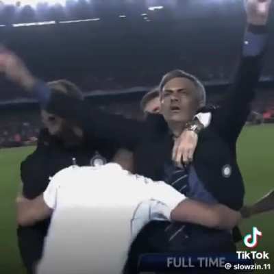 Bem vindo Mourinho, treinador com mais Aura de sempre.