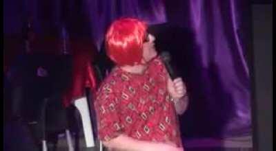 Orso comenta algo serio🤔. El chat🥵: