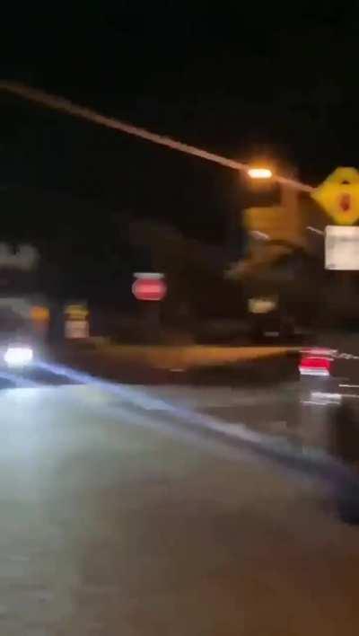 [reddit] Slut sucking dick in public