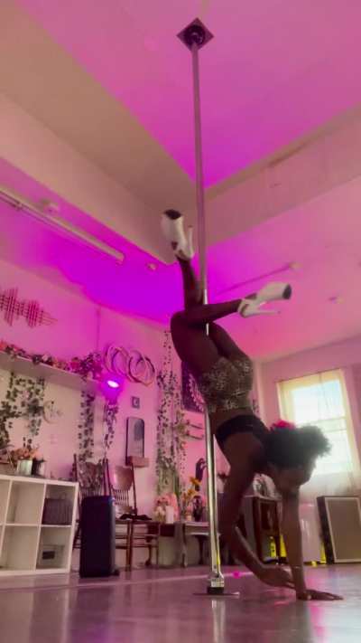 I love this choker split