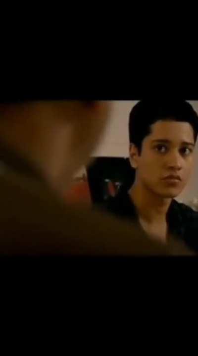 laundon ko koi kuch nahi kehta