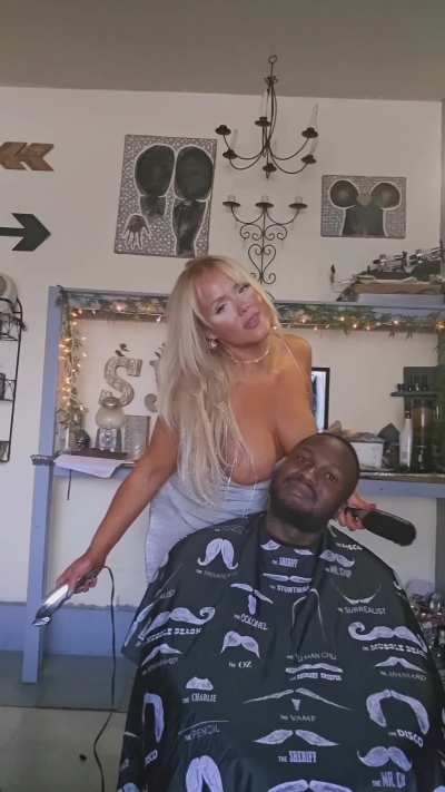 I love trading haircuts for cock