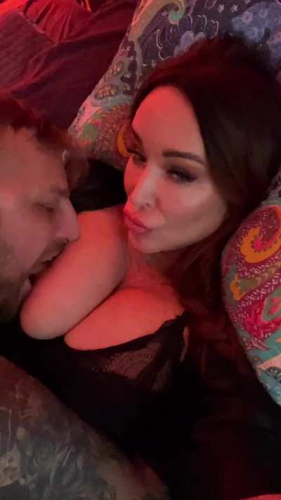 Breastfeeding my hungry boy...👅