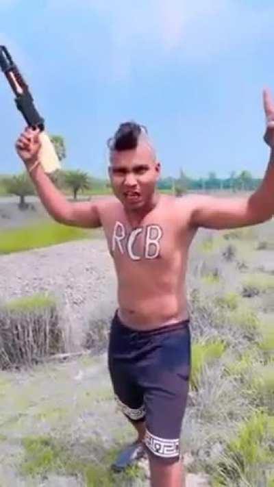 Star sports when Kohli makes a semi decent 50