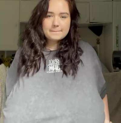 Good lighting is worth risking the neighbours seeing me! 🙈 (OC)