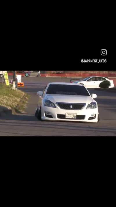 Stance cars leaving stance event