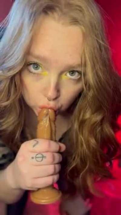 Eye contact while I lick you clean [sext] [bg] [fet]