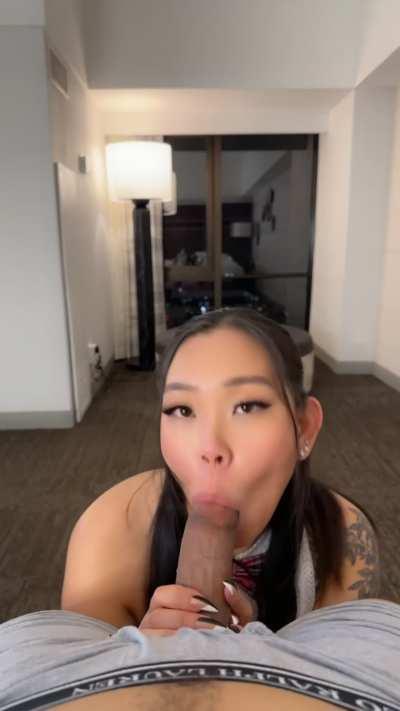 Big dicks make me smile